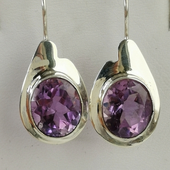 NWT Sterling Silver modernist 4ct oval amethyst drop earrings - Picture 4 of 9